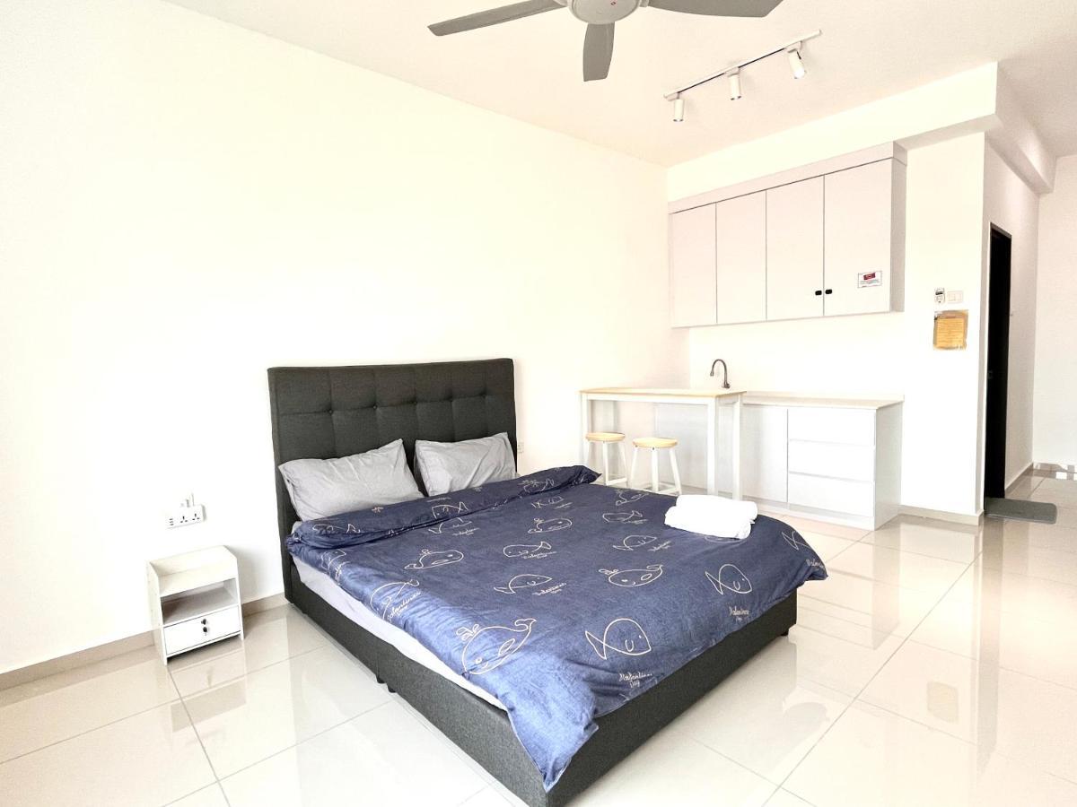 Urban Home-Swimming Pool-City Center Malacca Buitenkant foto